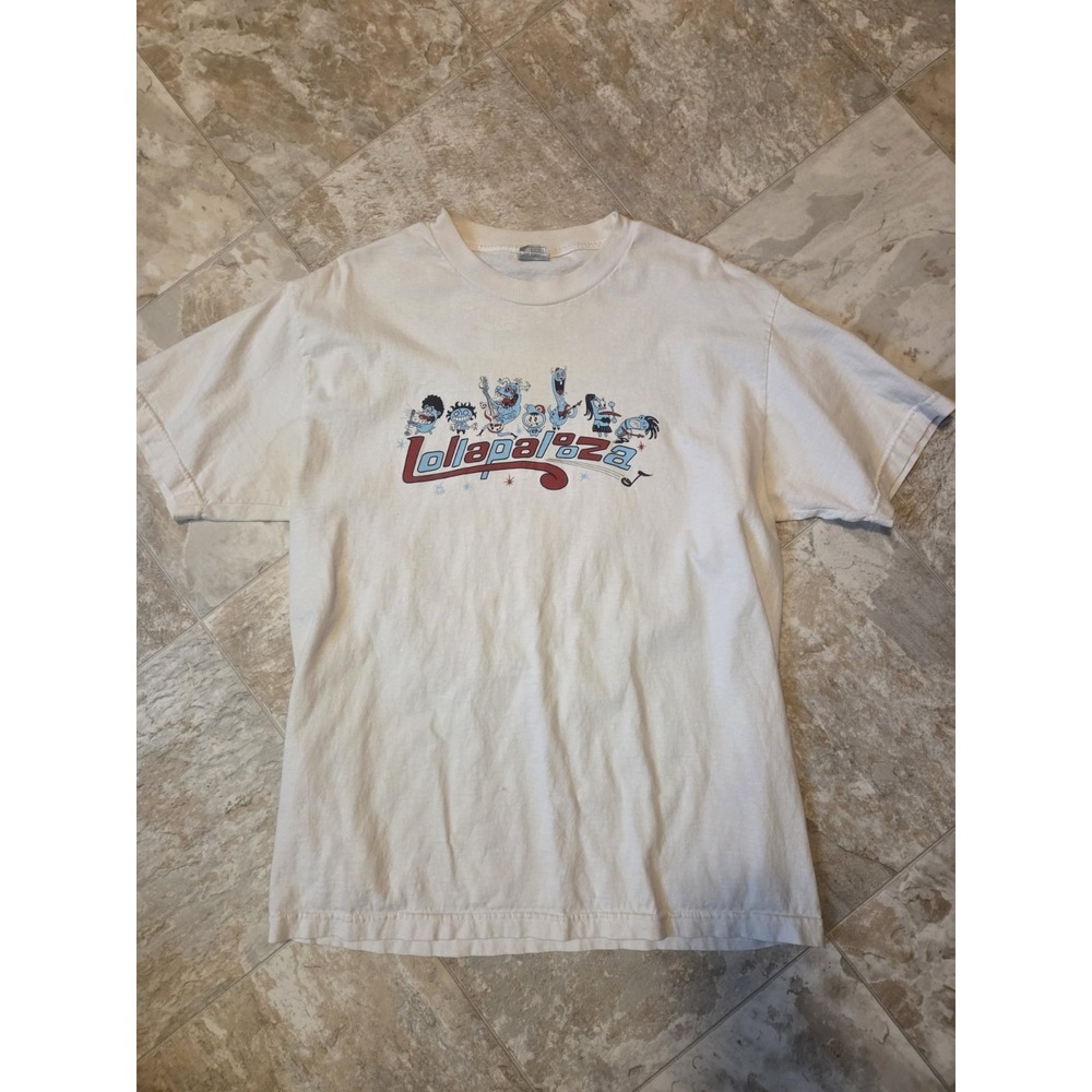 Vintage Lollapalooza Graphic Tshirt Size L